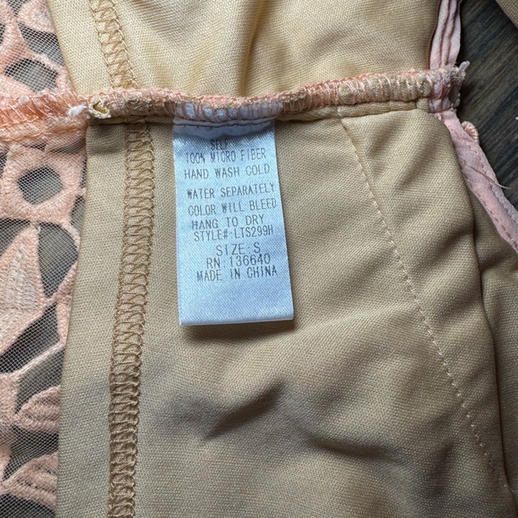 Crop Top - Picture 5 of 5